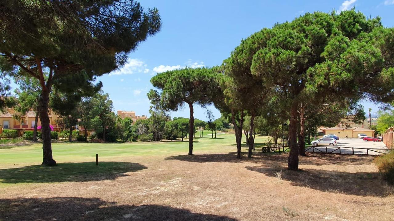 Villa De Islantilla Exterior photo